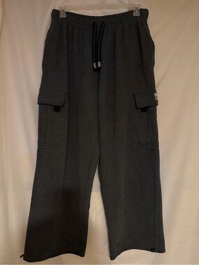 Men's Dark Charcoal Cargo Sweatpants - Comfortable Wide-Leg heavy duty